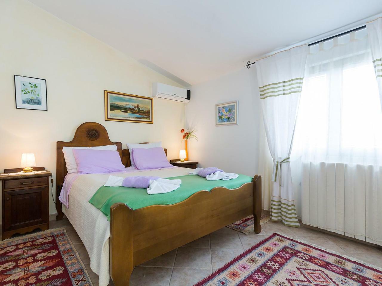 Apartments Vesna Funtana Exterior photo