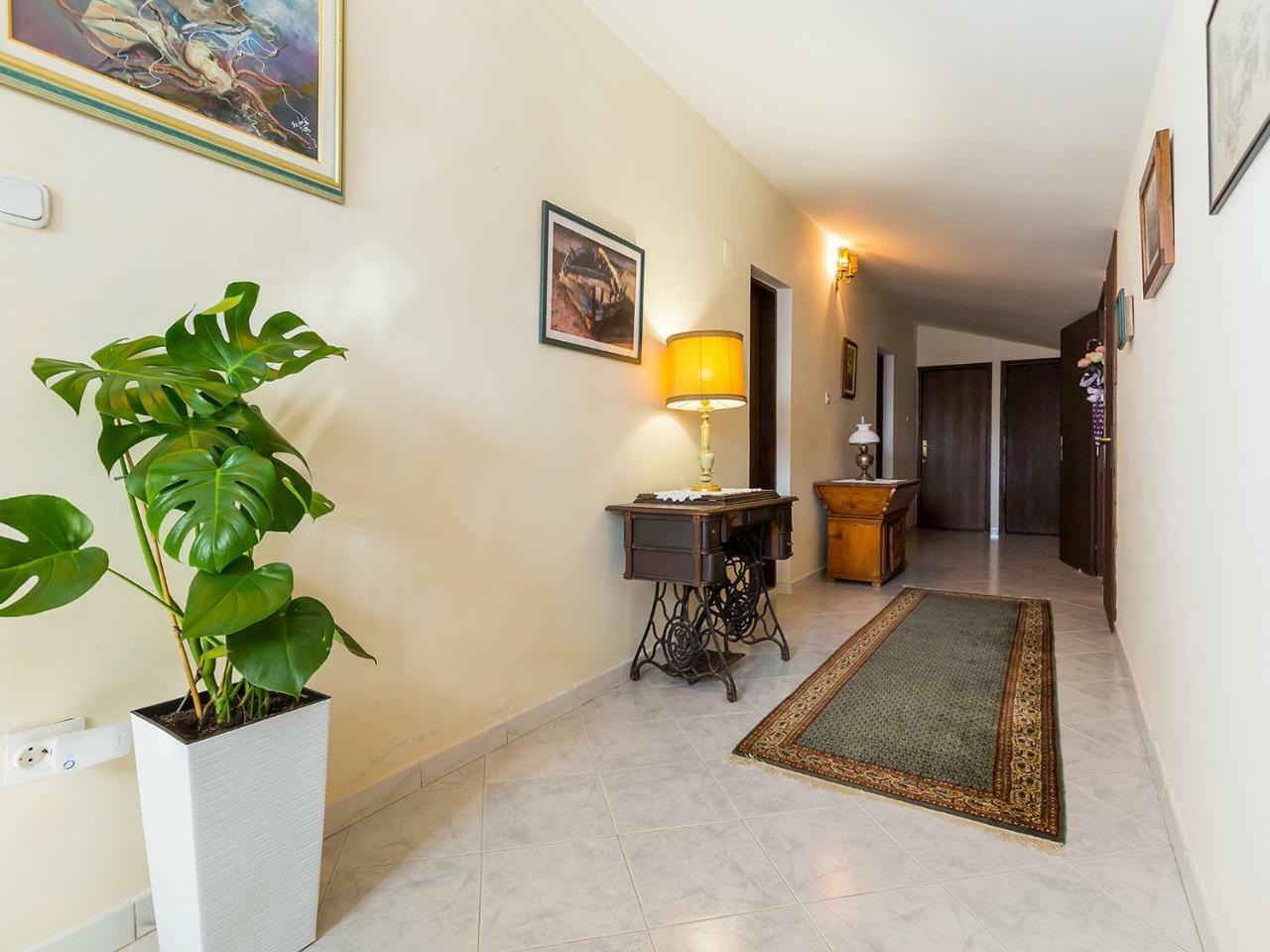 Apartments Vesna Funtana Exterior photo